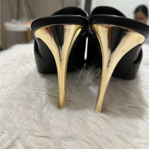 Jessica Simpson Elegant Black Mules - Picture 5 of 5